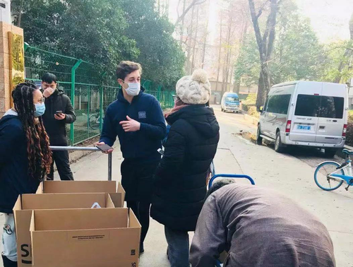 欧足联中文官网入口留汉留学生:中国一定能战胜病毒疫情 图片1